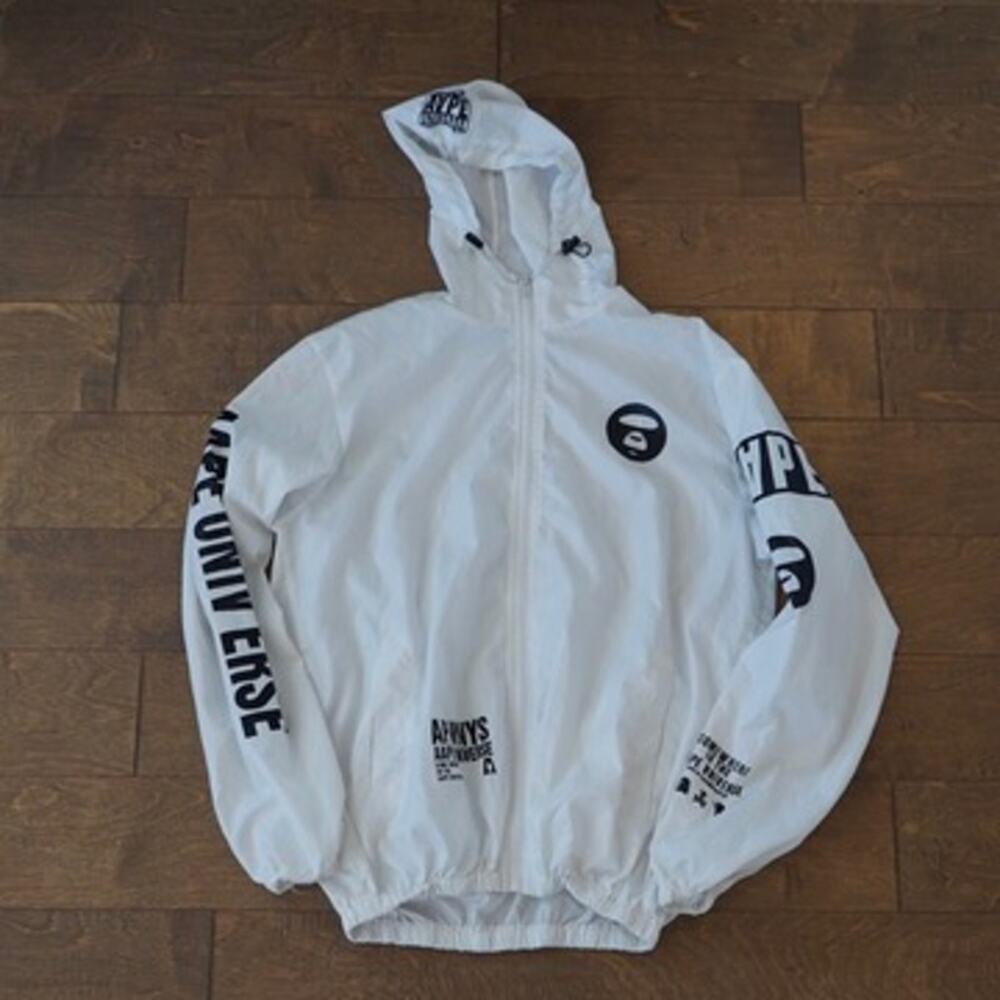 AAPE By A Bathing Ape - Men’s White/Black, Full-Zip Light Jacket Sz Large